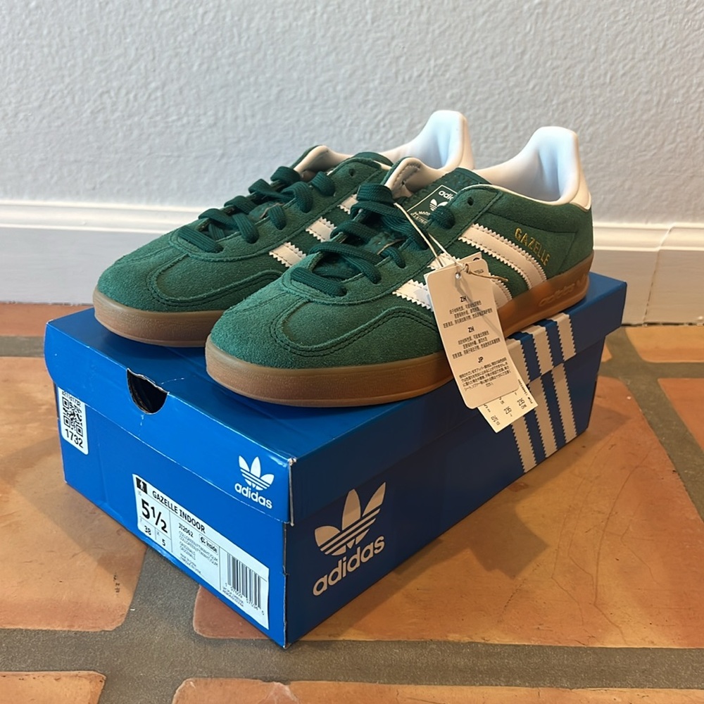 Adidas Gazelle Indoor ‘Collegiate Green Gum’ Women’s Size 6.5 (men’s 5.5)